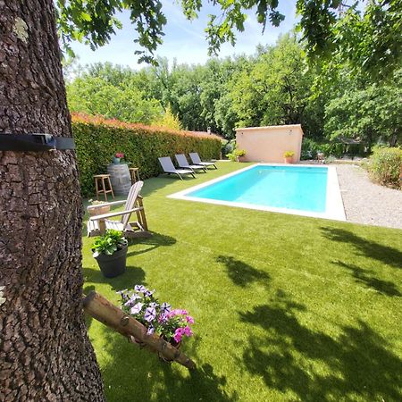 Gite Sous Les Chenes Le Thoronet Esterno foto